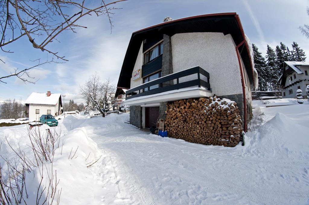 Pension U Vanu Benecko Exterior photo
